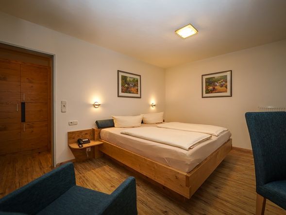 Doppelzimmer mit Balkon