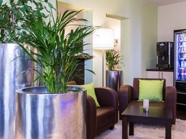 2 Tage Kurzurlaub mit Frühstück im Holiday Inn Express Neunkirchen