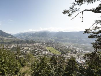 Wohlfühlen mit Panoramablick auf Meran