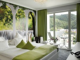 WILLKOMMEN AN DER MOSEL