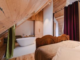 3 Tage - Wellness & Genuss für Zwei - Luxusmomente zwischen Weinbergen und Karst
