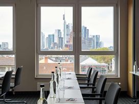 2 Tage mit Frühstück im Flemings Hotel Frankfurt