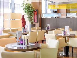 2 Tage mit Frühstück im Hotel Novotel Aachen City