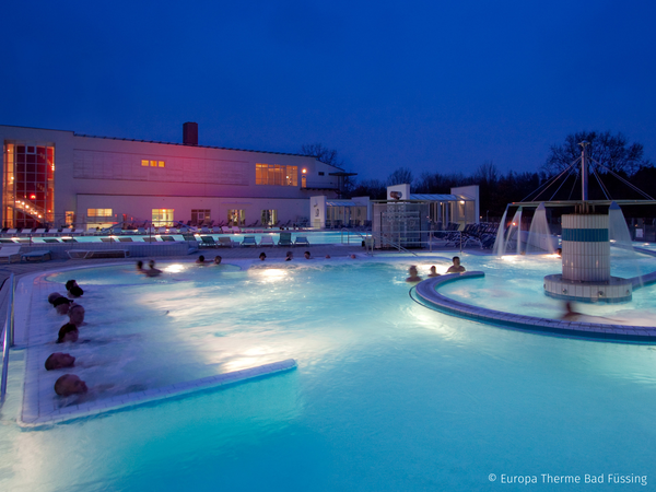 3 Tage Erholung im Vitalhotel Vier Jahreszeiten mit Frühstück in Bad Füssing, Bayern inkl. Frühstück