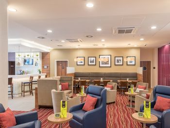 2 Tage im Hampton By Hilton Hamburg mit Frühstück