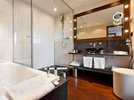 3 Tage im Flemings Selection Hotel Frankfurt-City