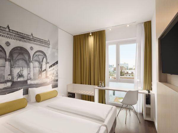 2 Tage Kurzurlaub mit Frühstück im Super 8 Munich City North Hotel in München, Bayern inkl. Frühstück