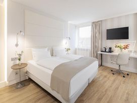 2 Tage im Hotel NH Hamburg Mitte mit Frühstück