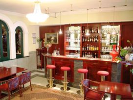 4 Tage Stadtreise mit Frühstück im Arthotel ANA Gala
