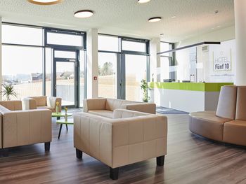 Bild 12 von 18