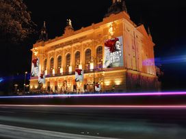 WIR SIND AM LEBEN - Das Berlin Musical Tickets mit Hotel