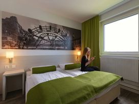 2 Tage Kurzurlaub mit Frühstück im Life Hotel Vienna Airport