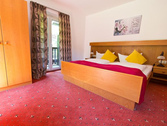 Doppelzimmer mit Balkon