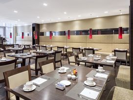 4 Tage im NH Danube City 