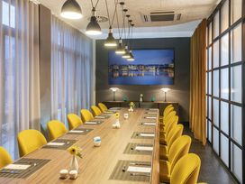 2 Tage im NH Hamburg Altona mit Frühstück