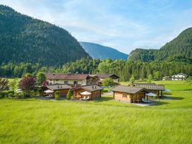 8 Tage Wellness im Salzburger Land mit Bergpanorama