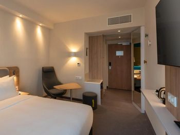 6 Tage mit Frühstück im Holiday Inn Express Munich