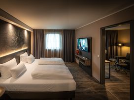 2 Tage Kurzurlaub mit Frühstück im LOGINN Hotel Stuttgart Zuffenhausen