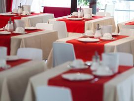 4 Tage Gardasee-Auszeit in Torbole mit Pool und idealer Lage zwischen See und Bergen ⭐