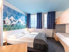 2 Tage Oberbayern, B&B Hotel Rosenheim mit Frühstück