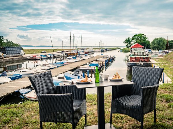 Wohlfühlurlaub und Natur. 4 Tage Rügen genießen Marina Martinshafen in Sagard OT Martinshafen, Mecklenburg-Vorpommern inkl. Frühstück