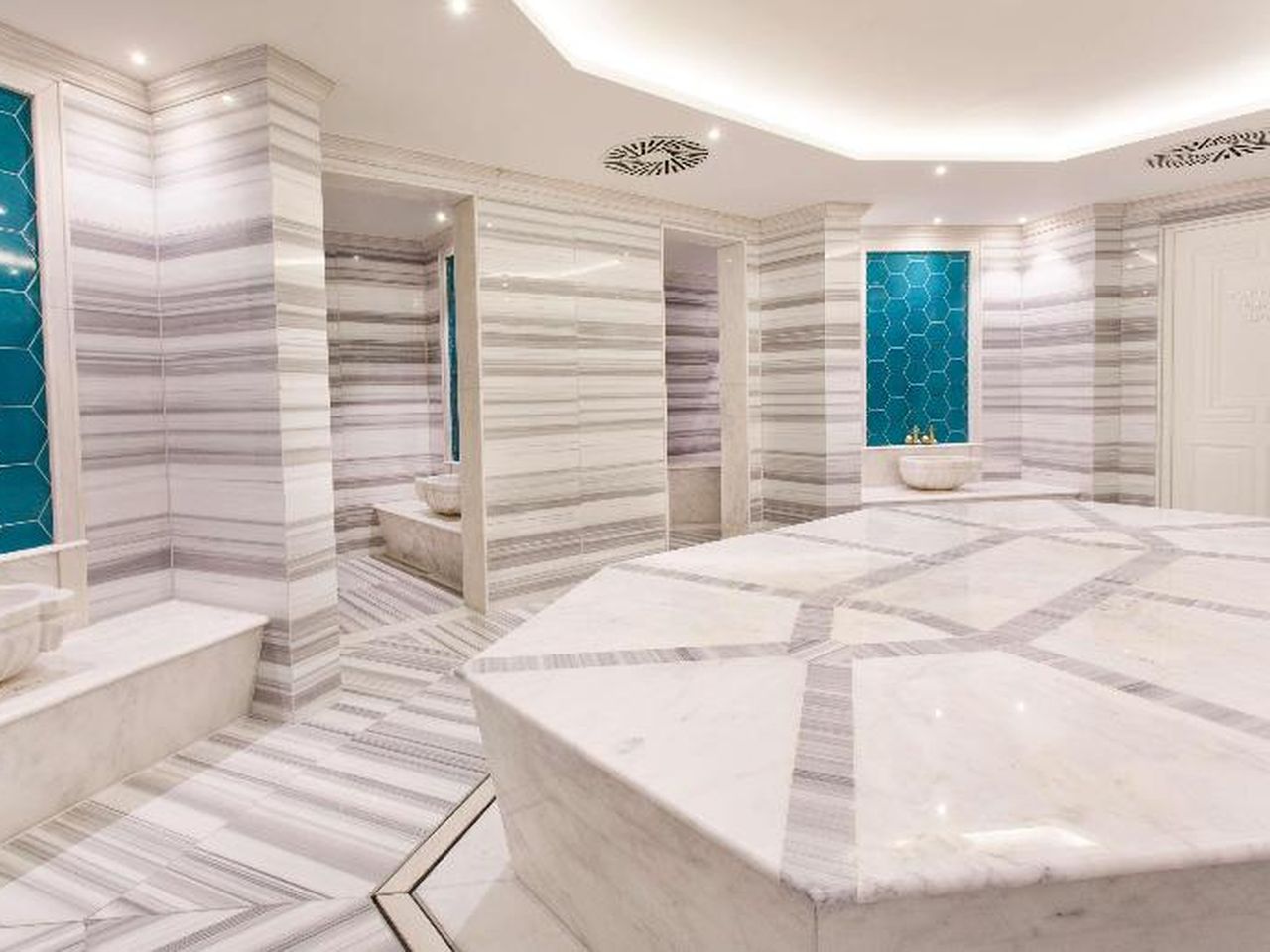 2 Tage im Corendon City Hotel Amsterdam mit Frühstück