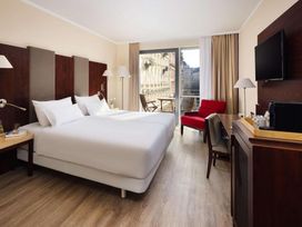 2 Tage Kurzurlaub mit Frühstück im NH Budapest City