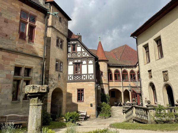 2 Tage Entdeckungen im Wildpark Schloss Tambach in Ahorn, Bayern inkl. Halbpension