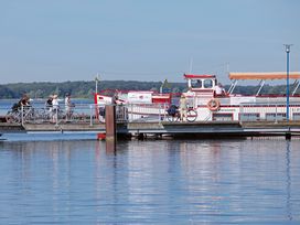 Marina Niderviller:4 Tage Floating Apartment im Elsaß