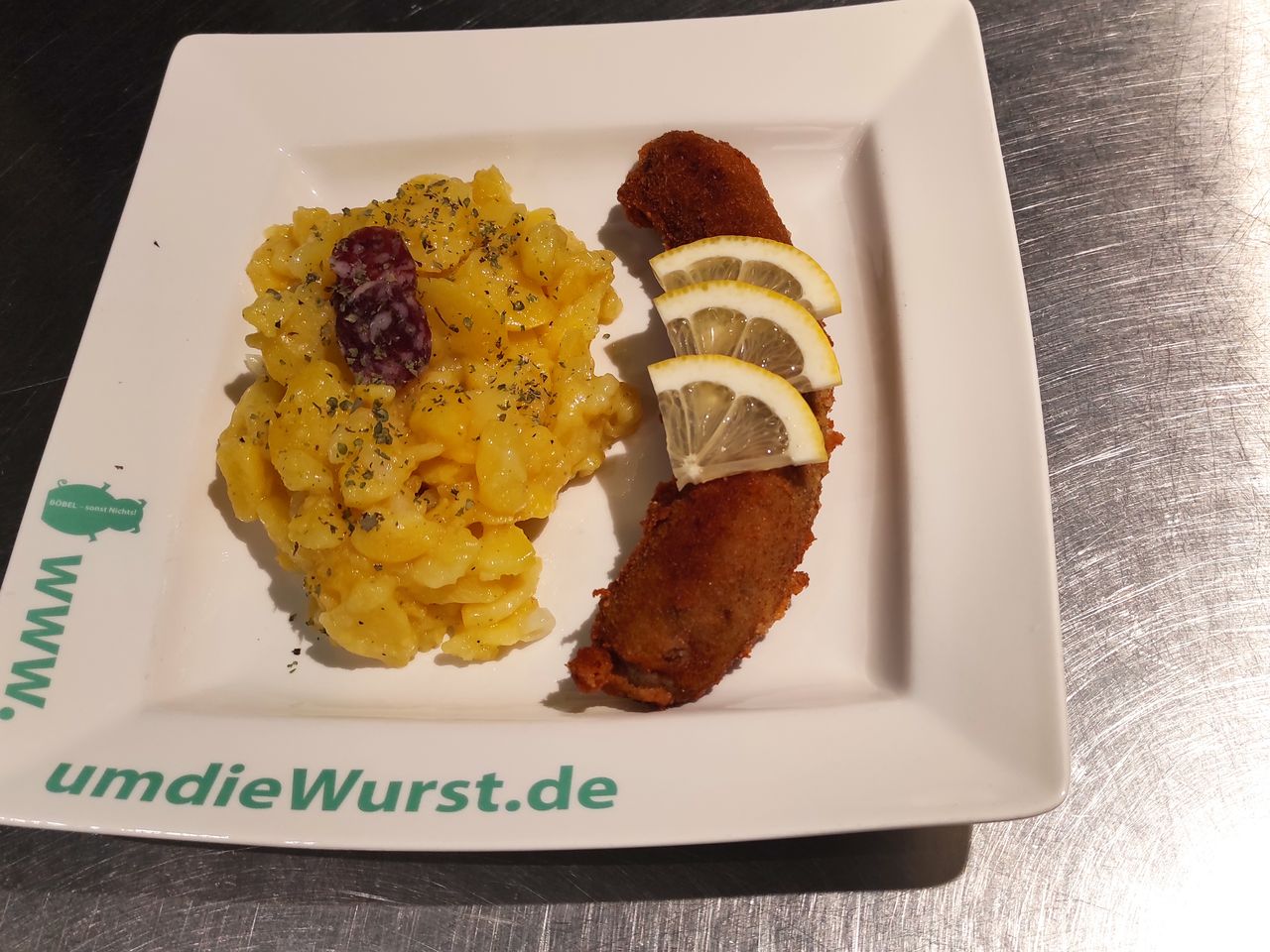 4 Tage im verrückten Hotel: BRATWURSTtage³ Classic