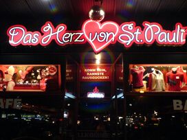 MOULIN ROUGE - DAS MUSICAL mit Ticket und Hotel