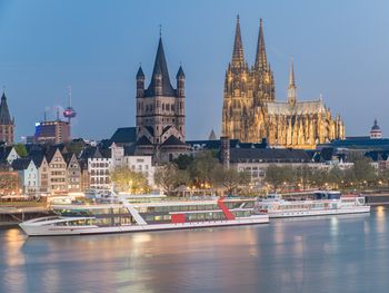 4 Tage Städtetrip im Wyndham Köln Hotel mit Frühstück