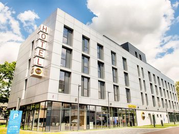 2 Tage im B&B Stuttgart-Neckarhafen mit Frühstück