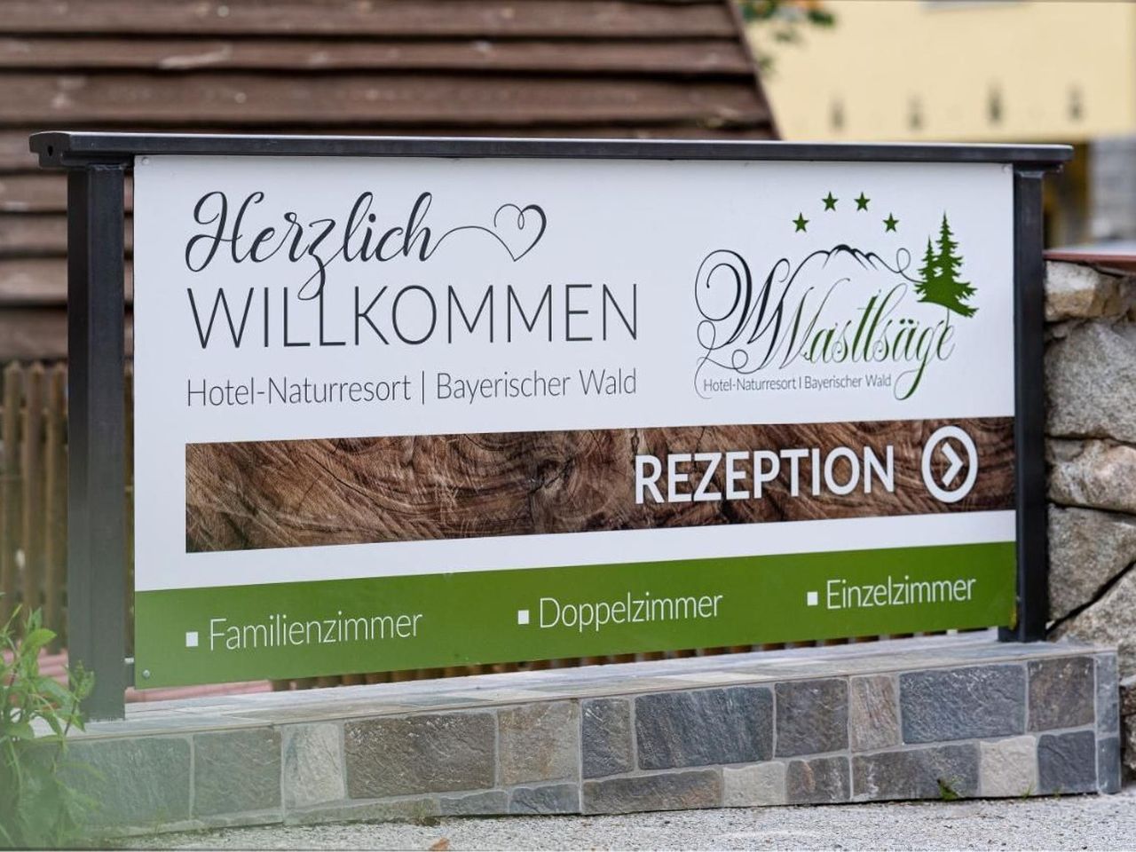 Eröffnungsangebot im Bayrischen Wald - 4 = 3