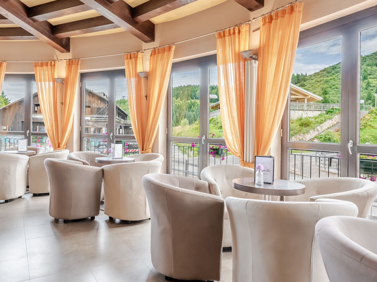 KurzMalDolomiten: Hotel Dolomiti Chalet zum Bestpreis