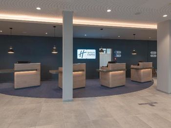 2 Tage mit Frühstück im Holiday Inn Express Munich