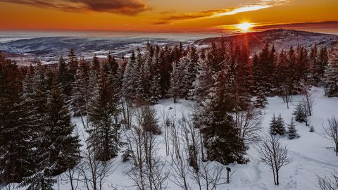 Brocken im Harz bei Sonnenuntergang