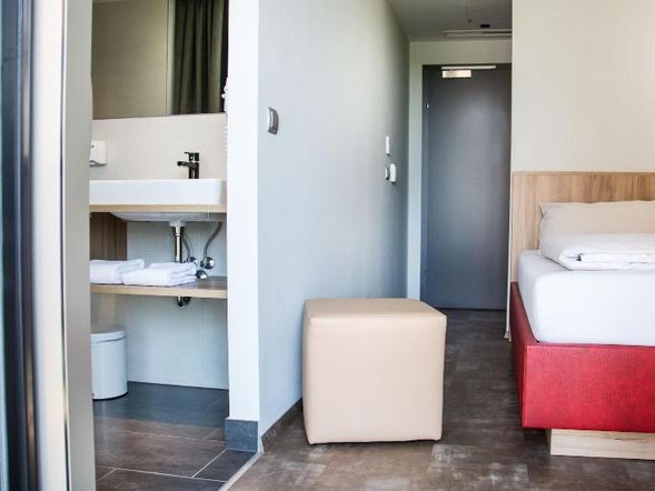 Einzelzimmer COMFORT mit Balkon