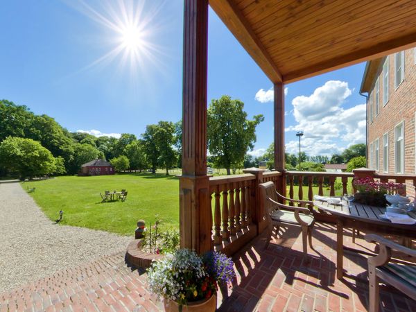 Romantisches Gutshaus an der Müritz inkl. Dinner - 1Ü in Ludorf, Mecklenburg-Vorpommern inkl. Halbpension