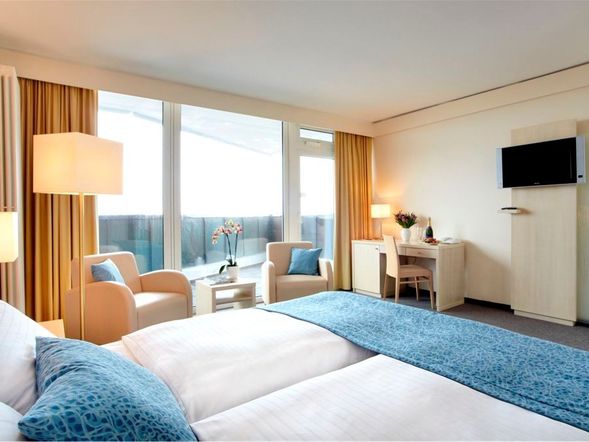 ambassador hotel & spa 