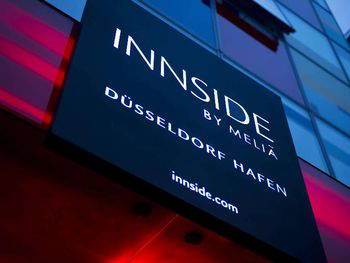 3 Tage im INNSIDE by Malia Düsseldorf Hafen genießen