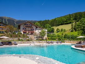 4 Alpen-Aktivtage mit Kulinarik, Wellness & Naturpool