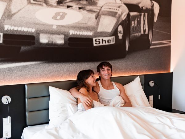 3 Tage Automobile Museumstour mit Motorworld Region Stuttgart in Böblingen, Baden-Württemberg inkl. Frühstück