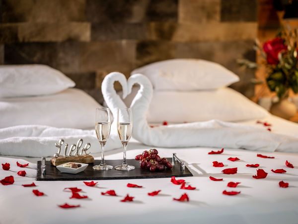 Flittertage de luxe – Romantik pur in Parsdorf Frühstück