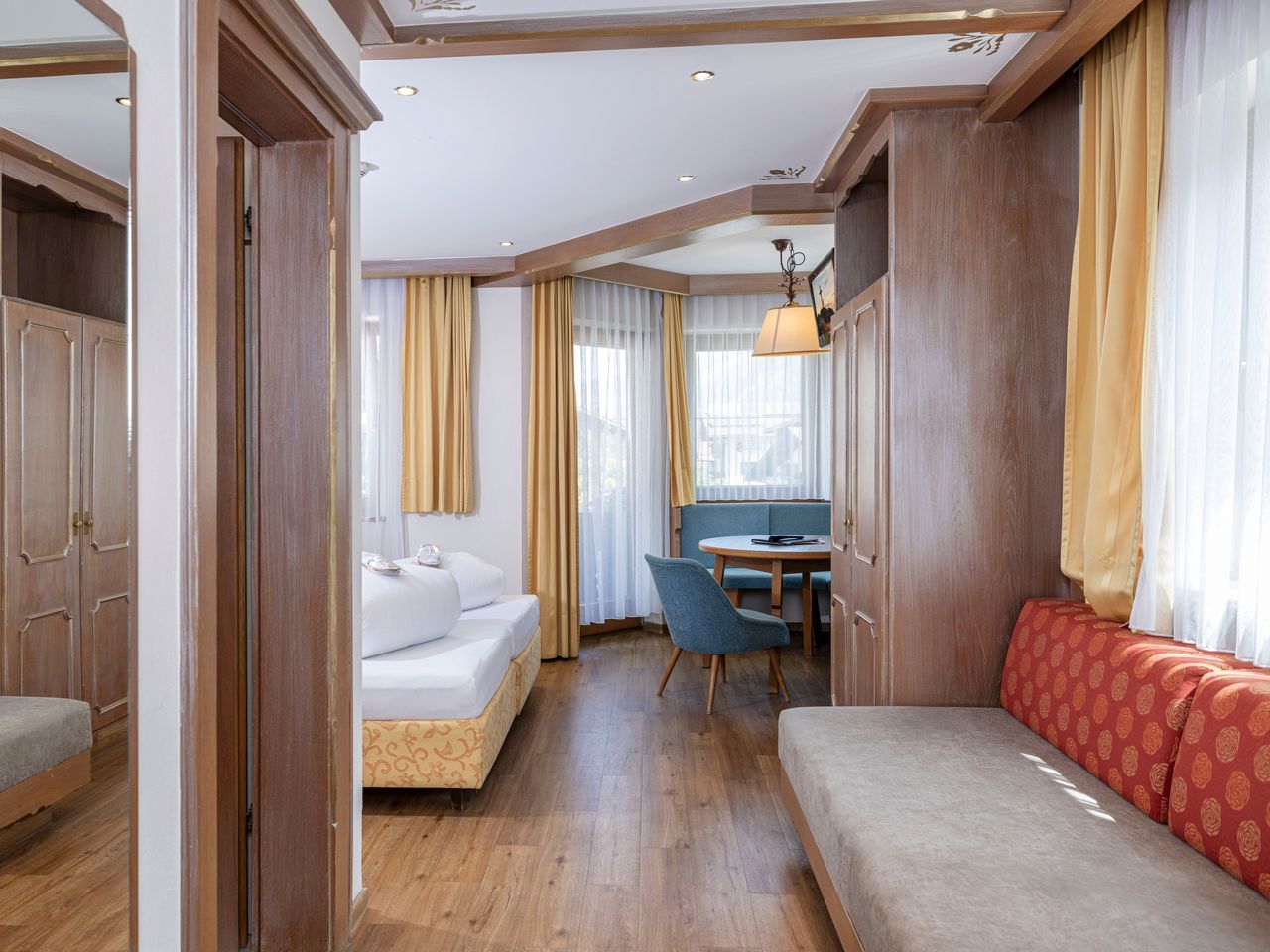 Junior Suite (2 Erw. + max. 1 Kind)