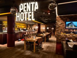Moinsen Ostsee! 3 Tage im Pentahotel Rostock