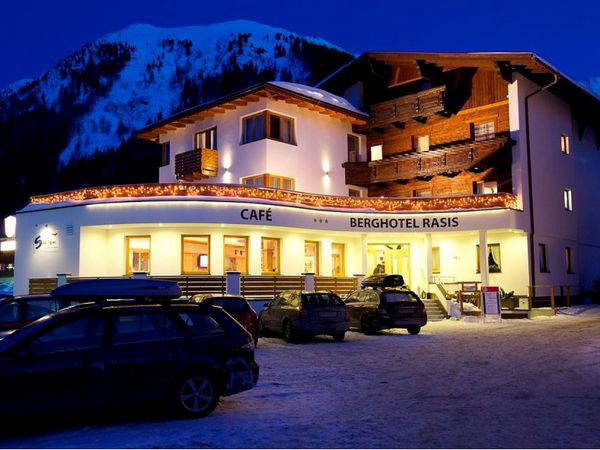 6 Tage Sommerauszeit im Berghotel auf über 1.500m Berghotel Rasis in Galtür, Tirol inkl. Frühstück