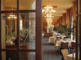 2 Tage Kurzurlaub mit Frühstück im Hotel ALEXANDRIA Spa & Wellness