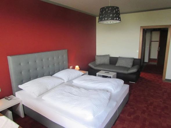 Doppelzimmer STANDARD mit Balkon