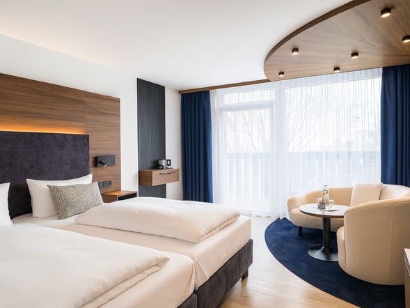 Doppelzimmer Premium Wiesenblick mit Balkon